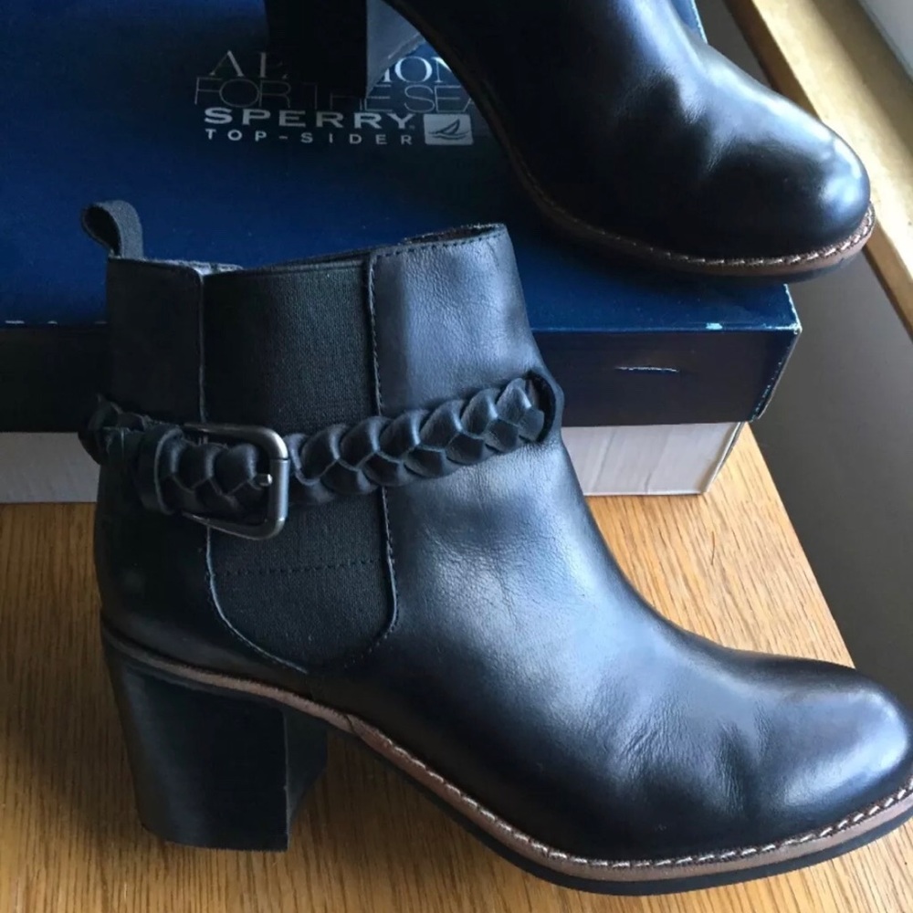 Leather Bootie
